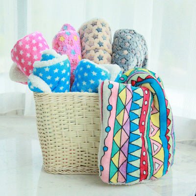 Ultra - Soft Pet Blanket – Coral Cashmere Warm Mat for Puppies, Dogs & Cats | Noble Nose - Noble Nose