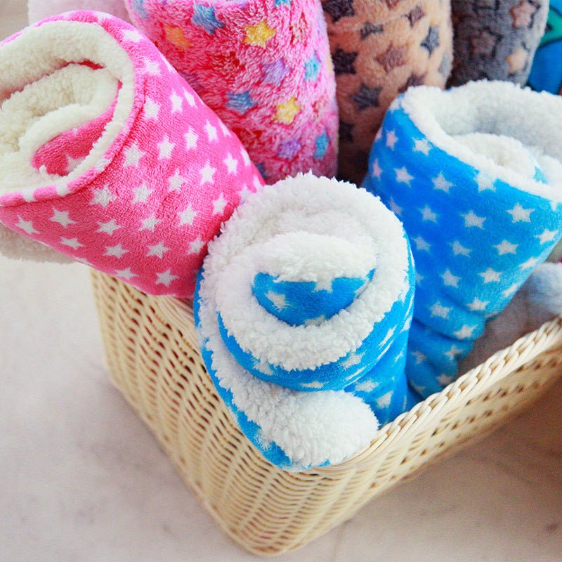 Ultra - Soft Pet Blanket – Coral Cashmere Warm Mat for Puppies, Dogs & Cats | Noble Nose - Noble Nose